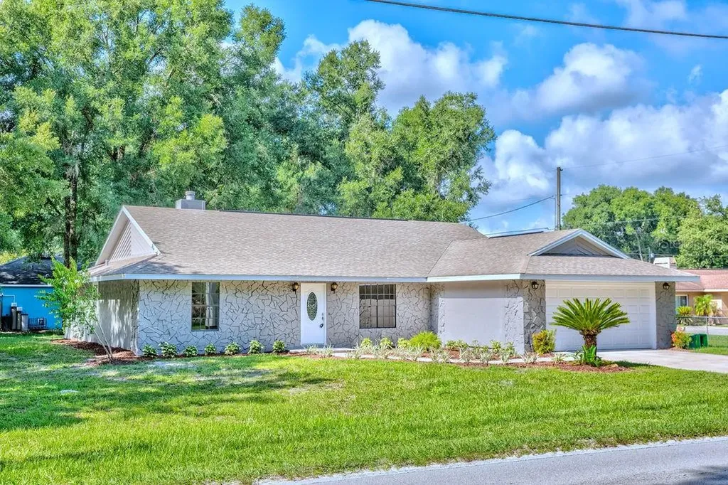 990 W New York Avenue Orange City FL 32763