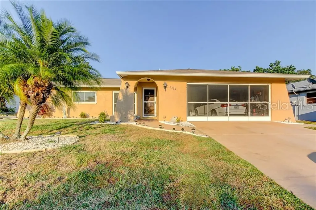 8324 Briarleaf Court Port Richey FL 34668