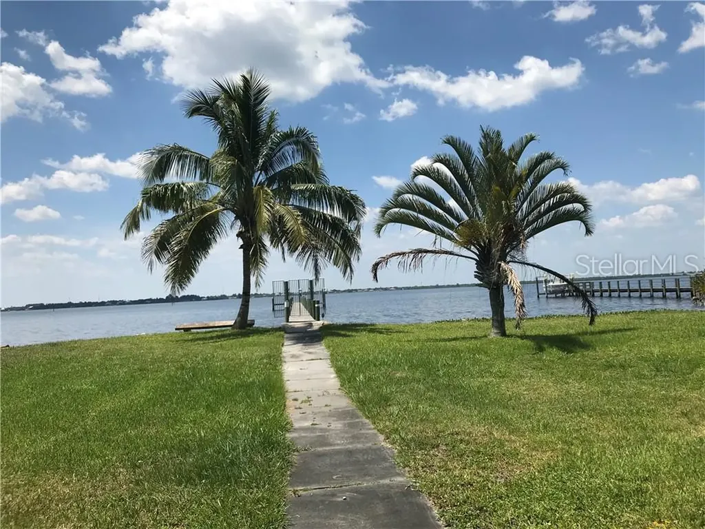 110 Charlotte Street Punta Gorda FL 33950