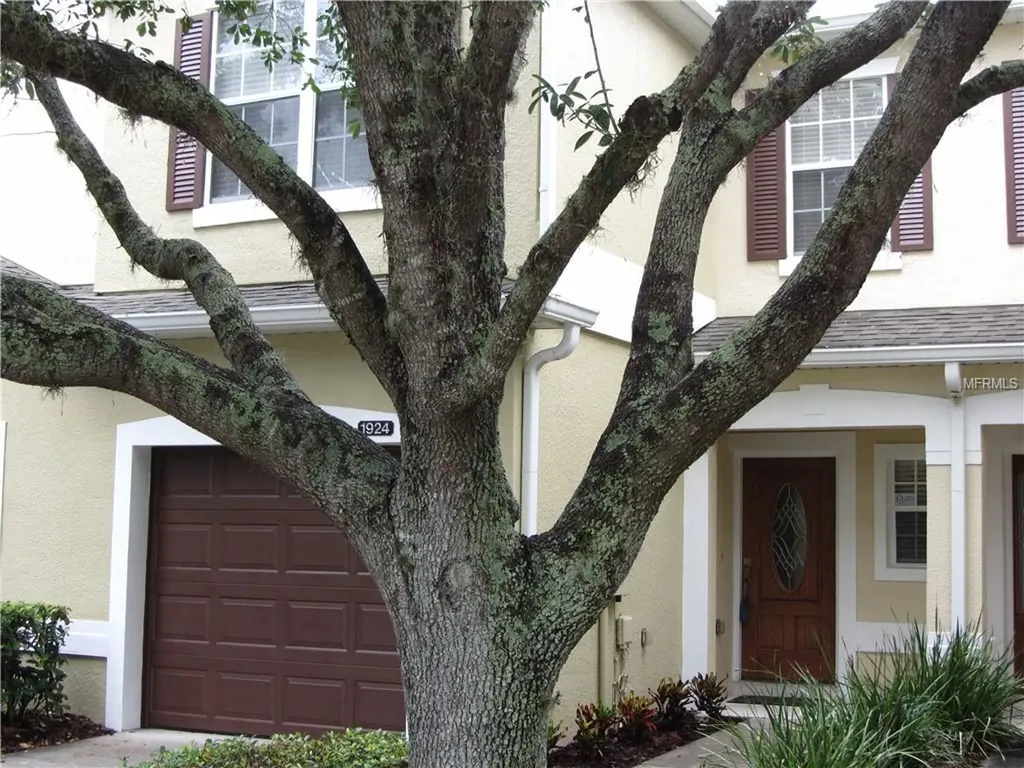 1924 Beacon Bay Court Apopka FL 32712