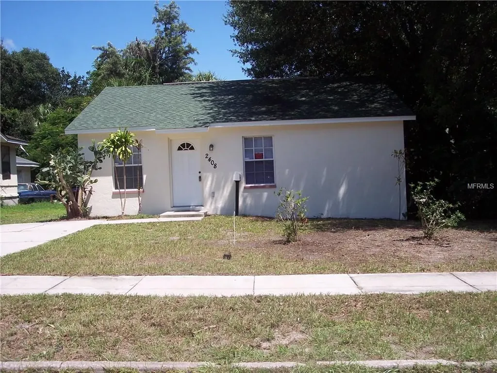 2408 Queen Street S St Petersburg FL 33712