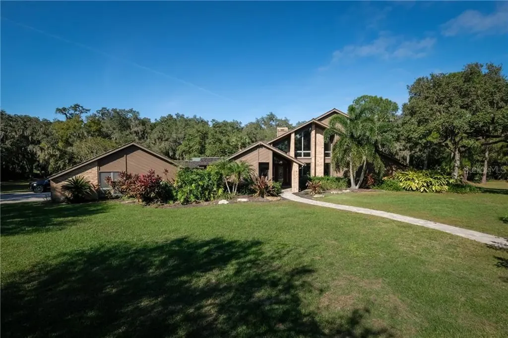 7450 S Gator Creek Boulevard Sarasota FL 34241