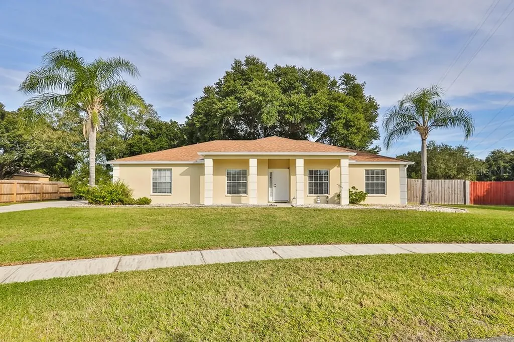 13416 Lynnetree Lane Riverview FL 33579