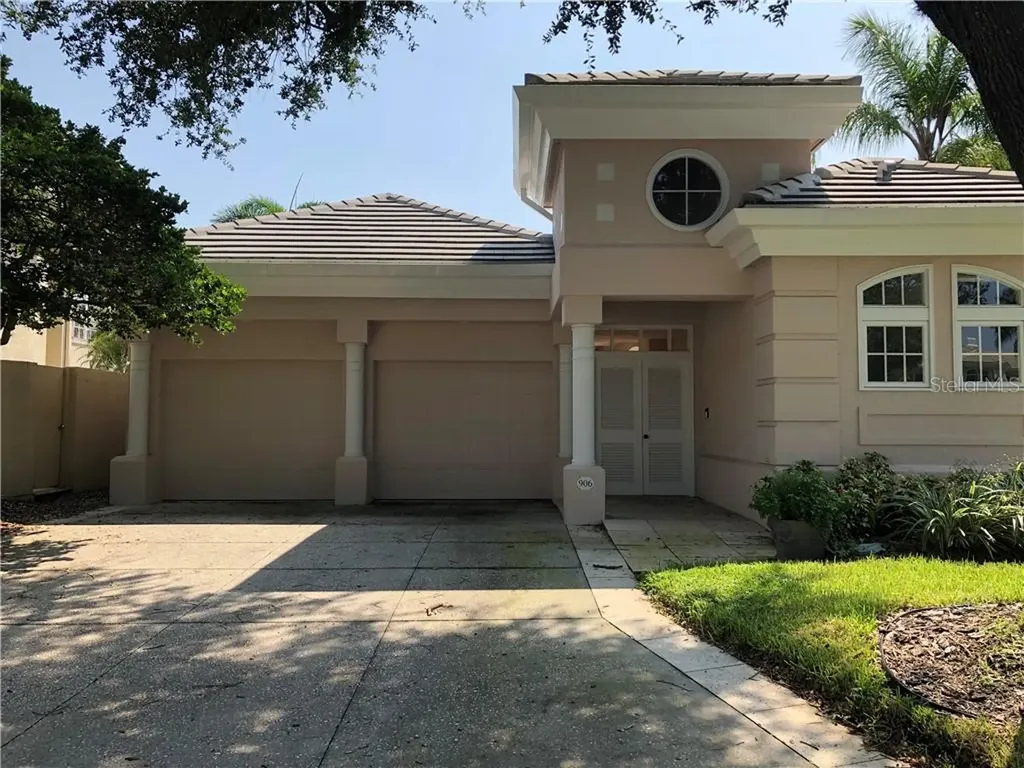 906 Anchorage Road Tampa FL 33602