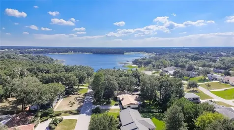 1216 W Crooked Lake Place Eustis FL 32726