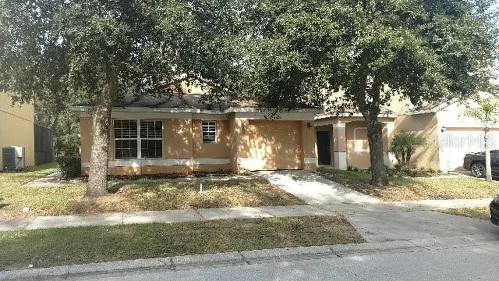 1027 Royal Ridge Drive Davenport FL 33896