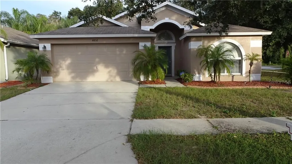 4832 Copper Canyon Boulevard Valrico FL 33594