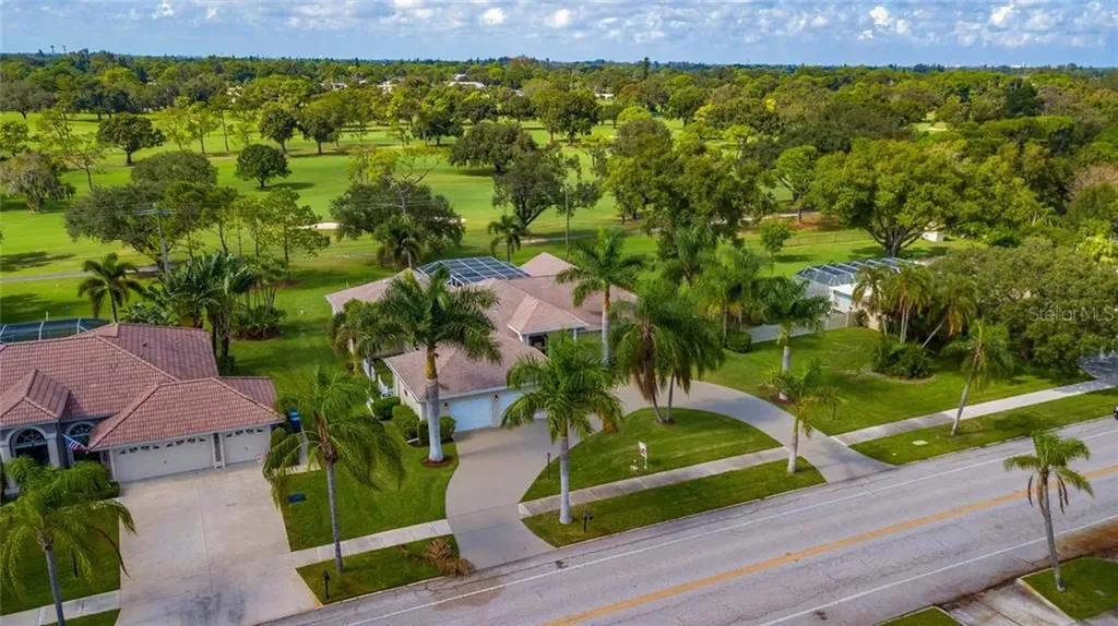 627 Whitfield Avenue Sarasota FL 34243