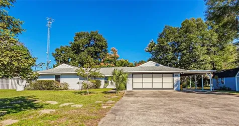 379 N C 470 Lake Panasoffkee FL 33538