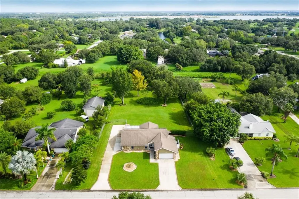 7238 Castle Drive Sarasota FL 34240