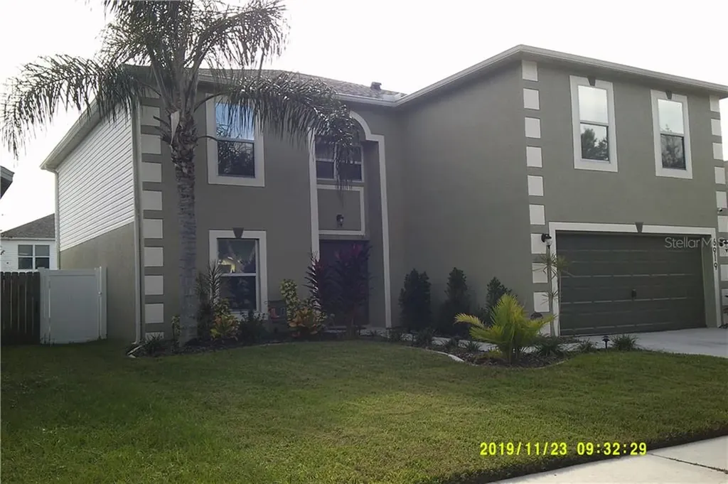 6919 Crown Lake Drive Gibsonton FL 33534