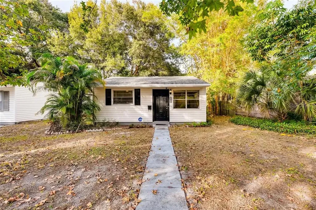 3853 6th Avenue N St Petersburg FL 33713