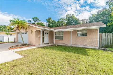 6820 9th Avenue N St Petersburg FL 33710