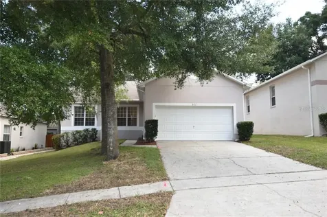 827 Don Wilson Avenue Apopka FL 32712