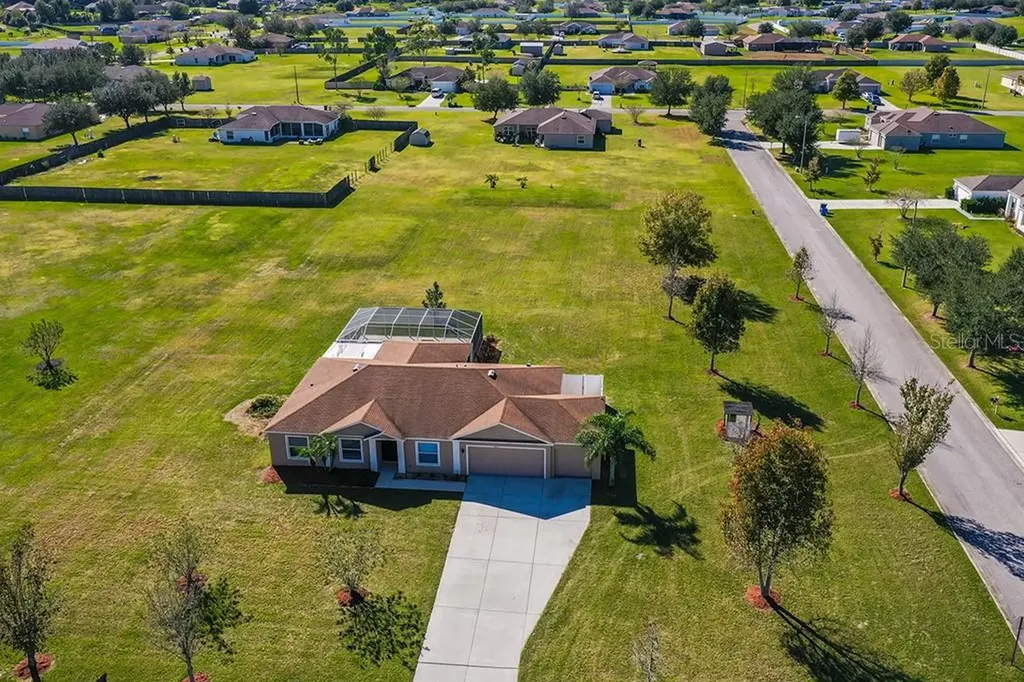 4301 Holland Grove Way Plant City FL 33567