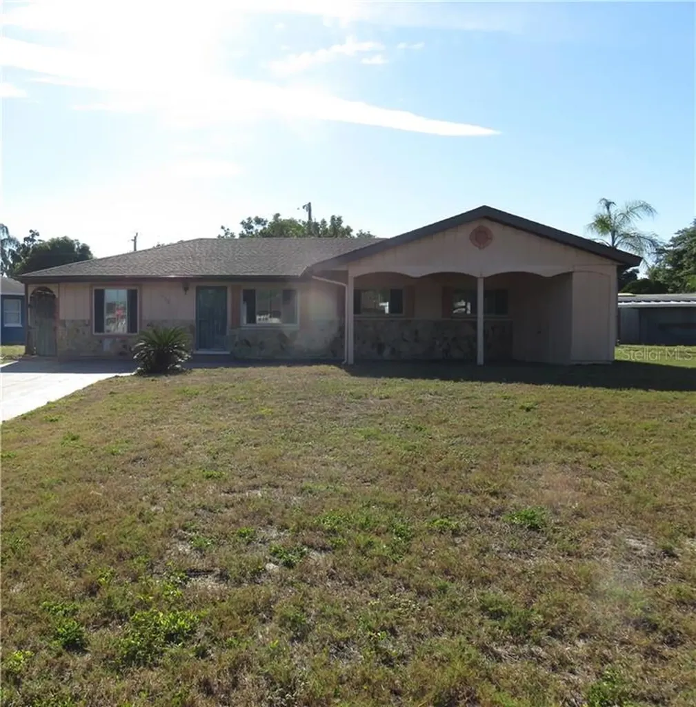 1208 Yale Avenue Bradenton FL 34207