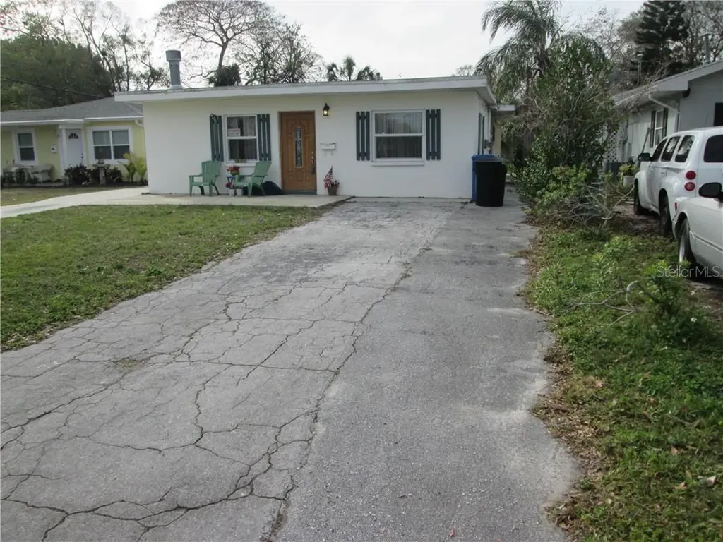 7120 36th Avenue N St Petersburg FL 33710