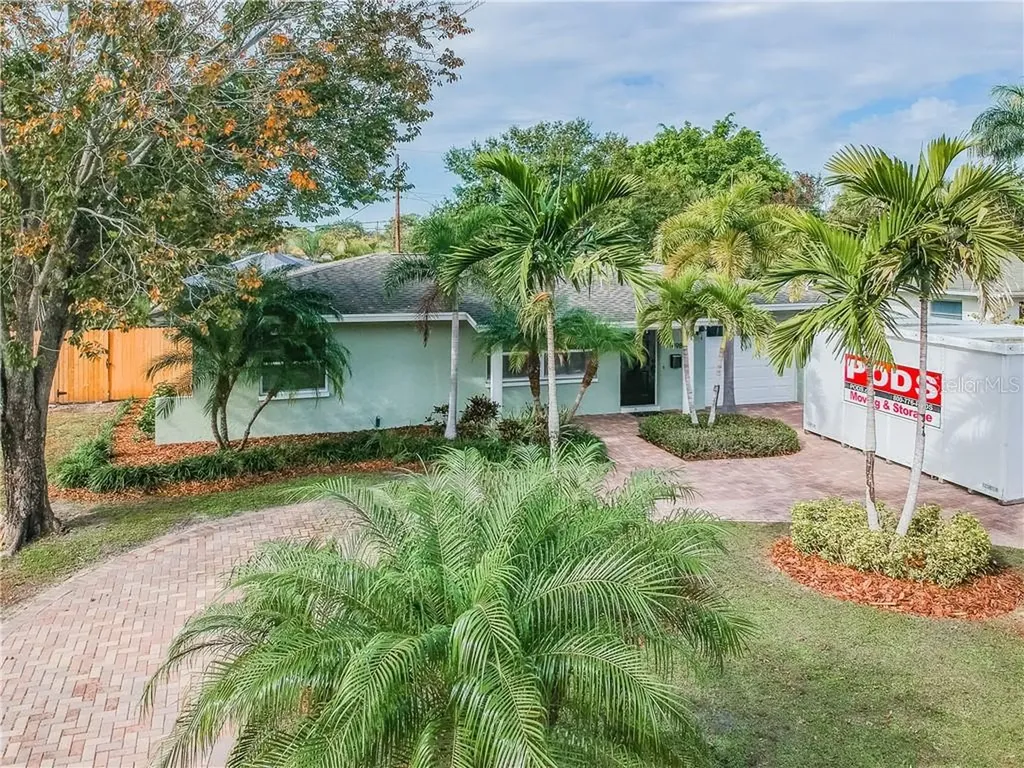 4498 Birch Street NE St Petersburg FL 33703