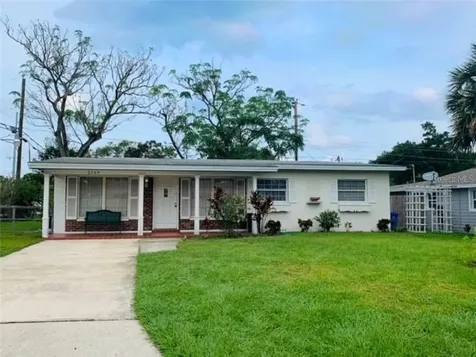 2709 W Kenmore Avenue Tampa FL 33614