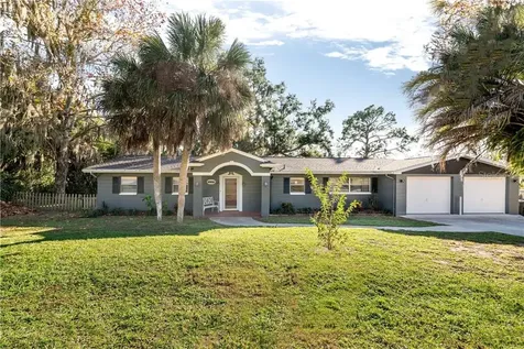 35910 Lakeshore Drive Dade City FL 33525
