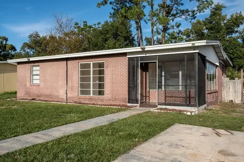 917 Shorecrest Avenue Deltona FL 32725