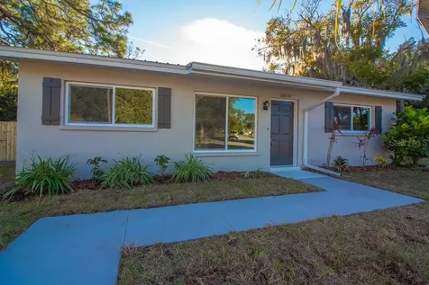 3870 Hawkeye Circle Sarasota FL 34232