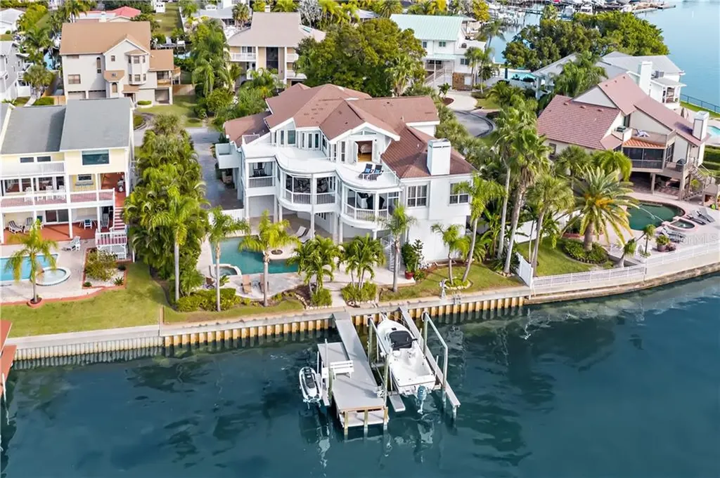 104 Homeport Drive Palm Harbor FL 34683