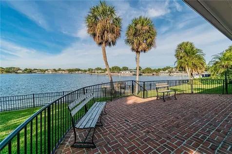 1029 31st Terrace NE St Petersburg FL 33704