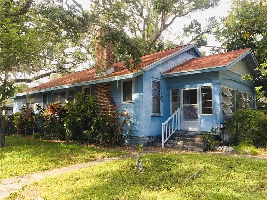 2111 26th Street S St Petersburg FL 33712