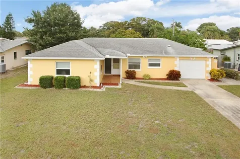 13767 Dominica Drive Seminole FL 33776