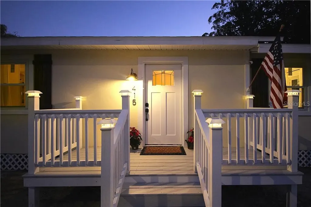 415 E Flora Street Tampa FL 33604