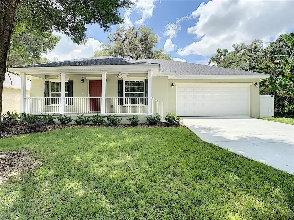 1609 Lakeview Avenue Seffner FL 33584