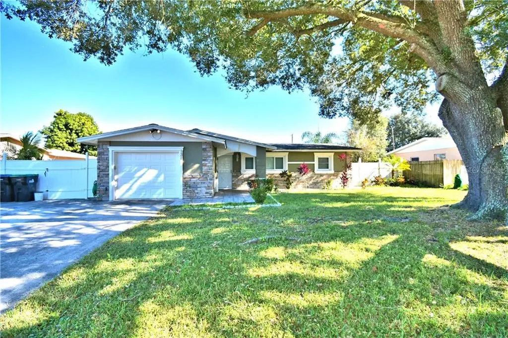 131 Capehart Drive Orlando FL 32807