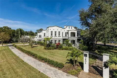 3601 Foster Hill Drive N St Petersburg FL 33704