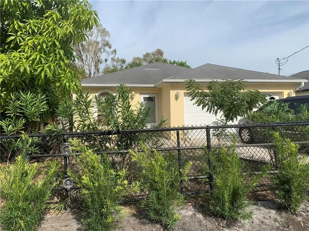 2045 5th Street Sarasota FL 34237