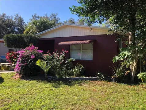1045 Golden Isle Drive Mount Dora FL 32757