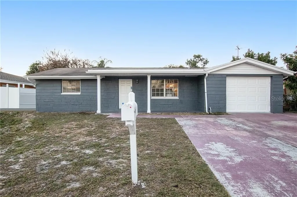 8949 Saint Regis Lane Port Richey FL 34668