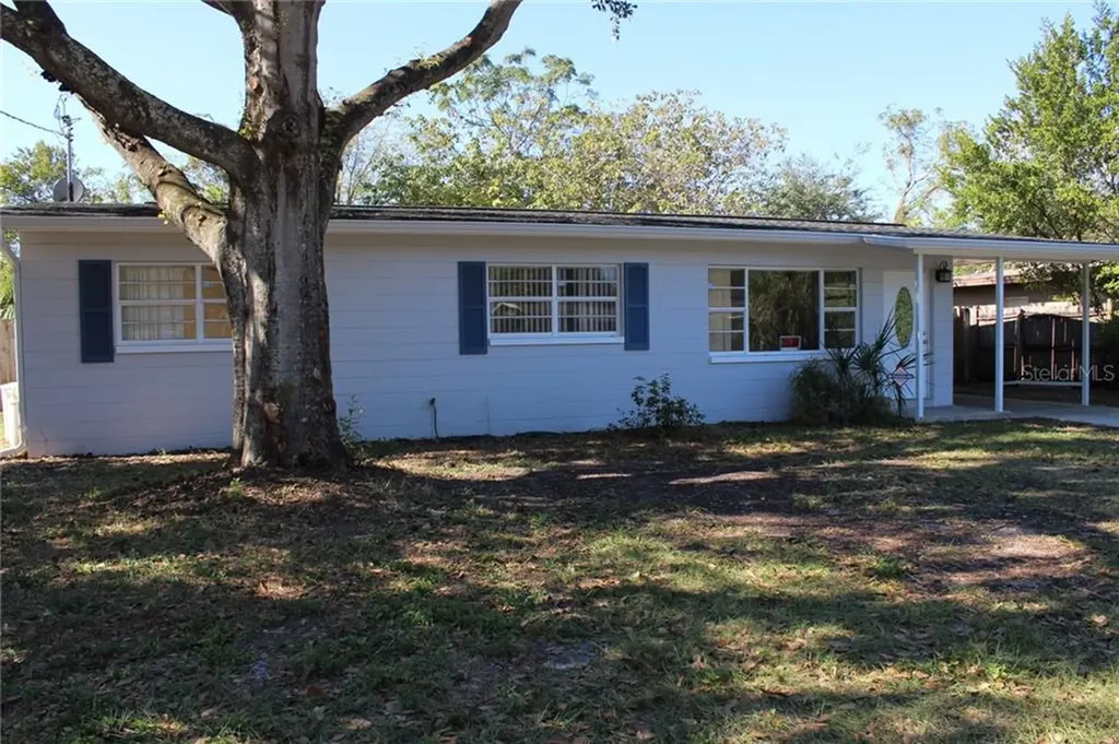 10906 N Hyacinth Avenue Tampa FL 33612