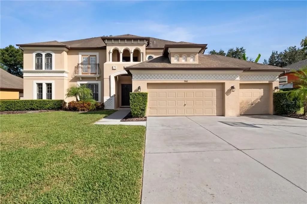 940 Country Charm Circle Oviedo FL 32765