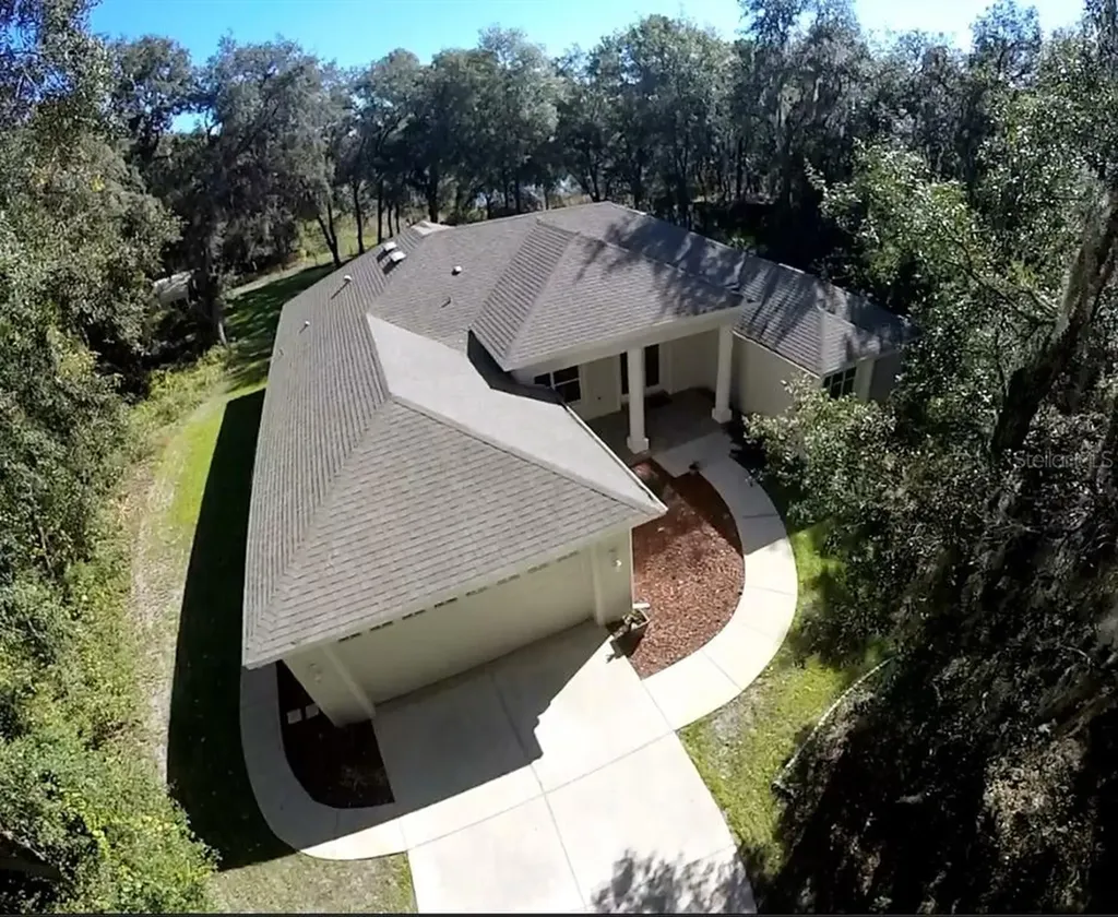 35124 Radio Road Leesburg FL 34788
