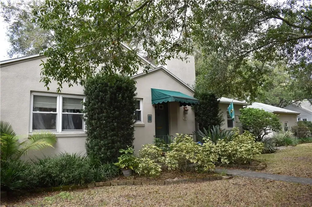 637 23rd Avenue N St Petersburg FL 33704