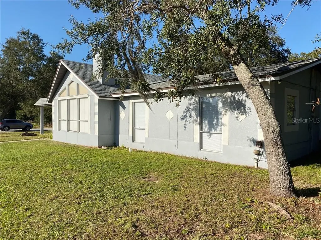 1649 Saxon Boulevard Deltona FL 32725