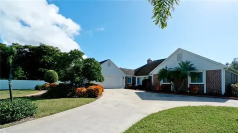 3808 El Conquistador Parkway Bradenton FL 34210