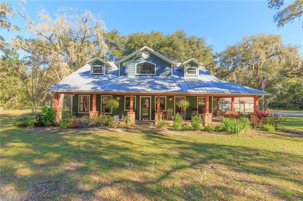 15640 Lake Iola Road Dade City FL 33523