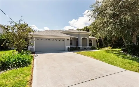 23 Cherokee Court W Palm Coast FL 32137