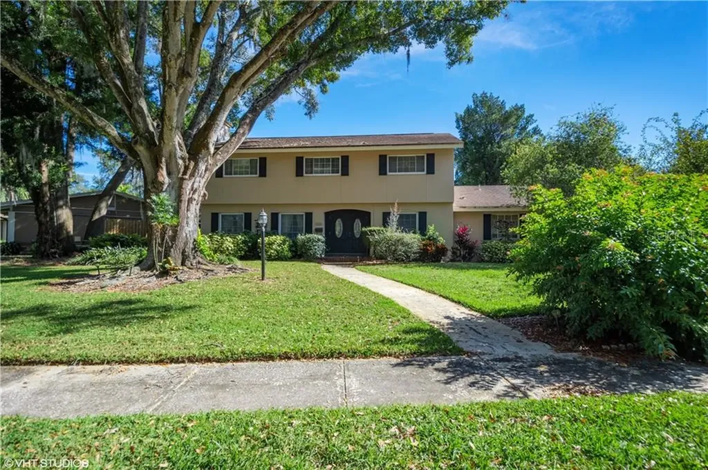 3424 Lacewood Road Tampa FL 33618