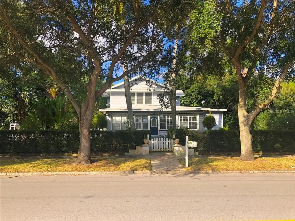 165 22nd Avenue SE St Petersburg FL 33705