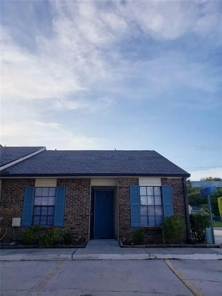 8716 Carroll Palm Place Tampa FL 33614