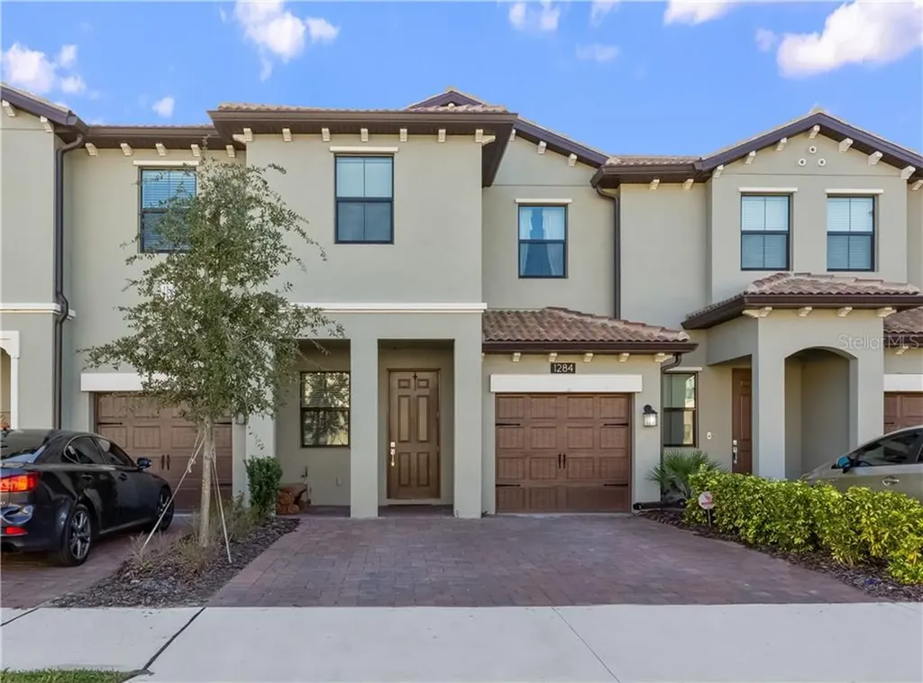 1284 Royal St George Boulevard Davenport FL 33896