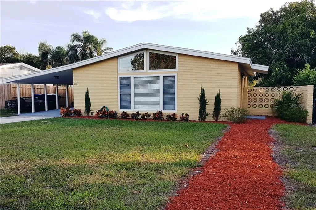 4110 W Gray Street Tampa FL 33609